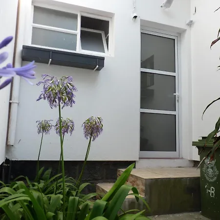 Azores Garden House - Private Suites & Apartments - Automatic Self Check-In Ponta Delgada  Room photo