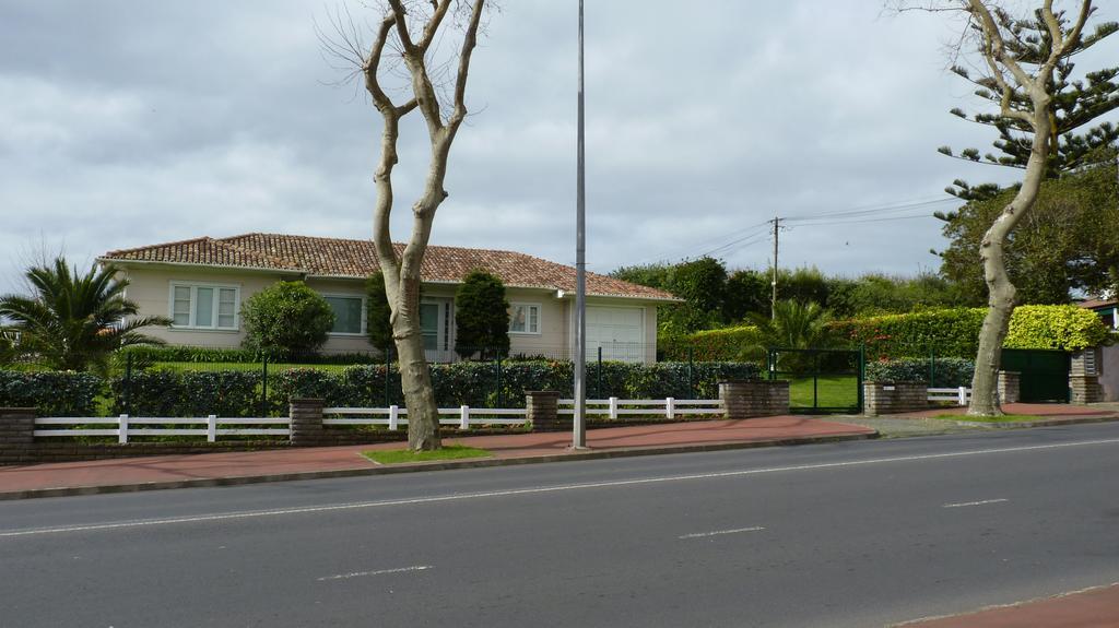 Azores Garden House - Private & - Automatic Self Check-in Apartment