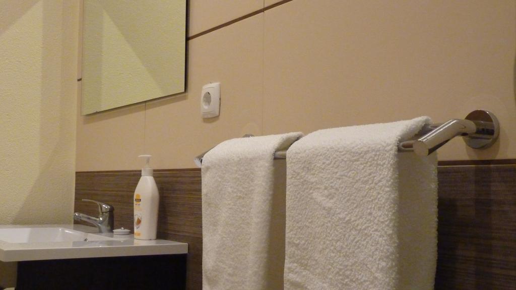 Apartment Azores Garden House - Private & - Automatic Self Check-in